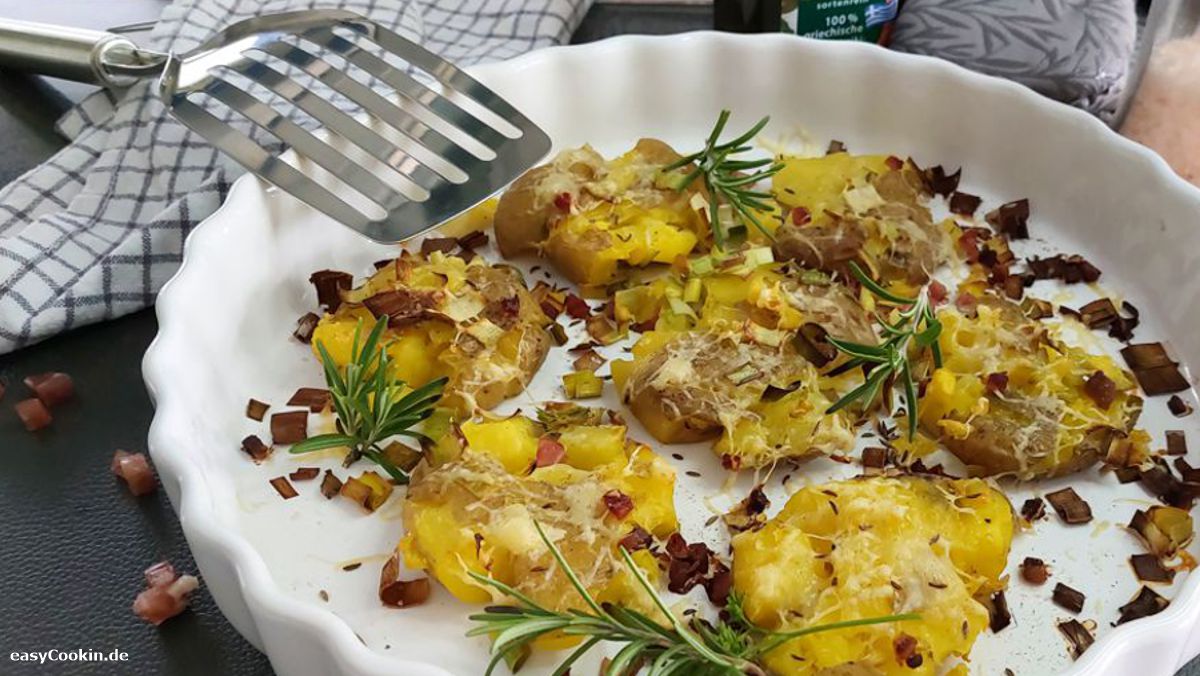 Smashed_potatoes.jpg